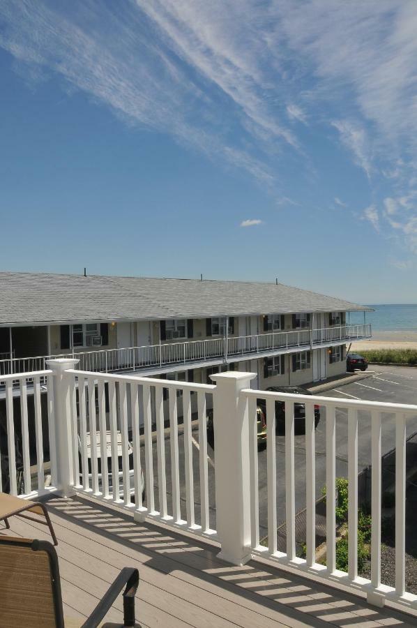 Friendship Oceanfront Suites Old Orchard Beach Exterior photo