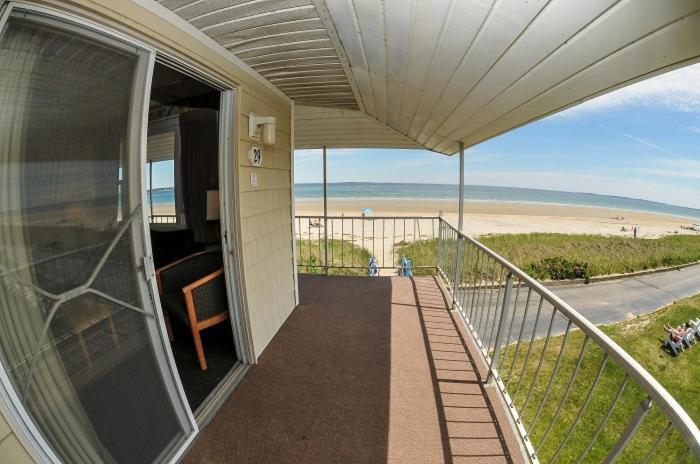 Friendship Oceanfront Suites Old Orchard Beach Exterior photo